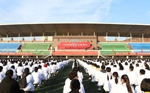 中学开学典礼校长发言稿