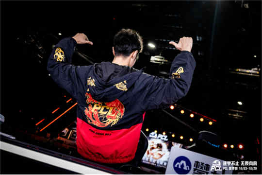 PCL2023夏季赛完美收官,17Gaming战队勇猛夺冠