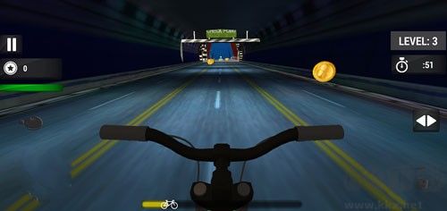 疯狂的自行车跑酷免费版