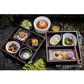 解锁美食秘籍 〈百味食光〉菜品研发全攻略