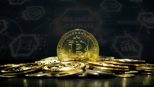 欧易模拟金交易实战指南：零风险玩转加密货币