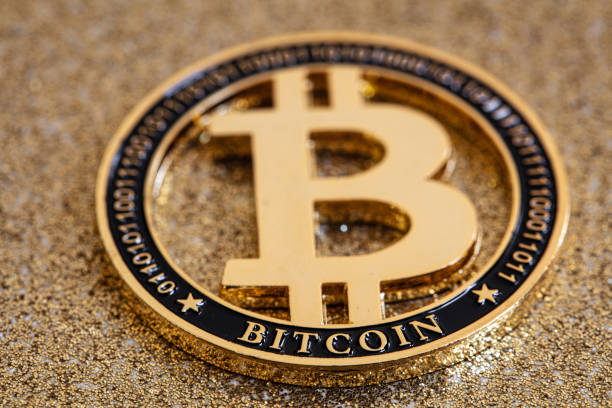 尽管比特币被宣称是避险资产，为何其表现仍像风险资产